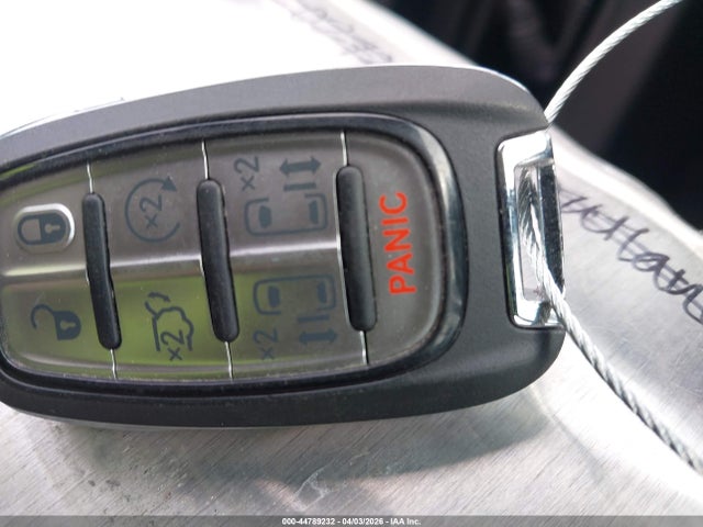 2025 CHRYSLER PACIFICA 2C4RC1BG9SR584745 Photo 10