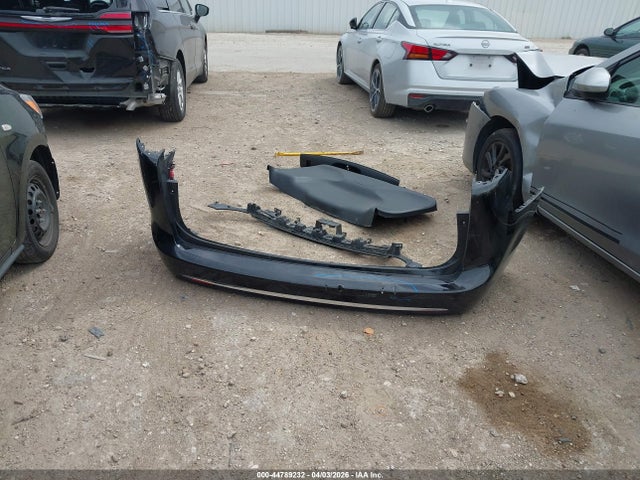 2025 Chrysler Pacifica Select მანქანა იყიდება აუქციონზე, vin: 2C4RC1BG9SR584745, აუქციონის ნომერი: 44789232