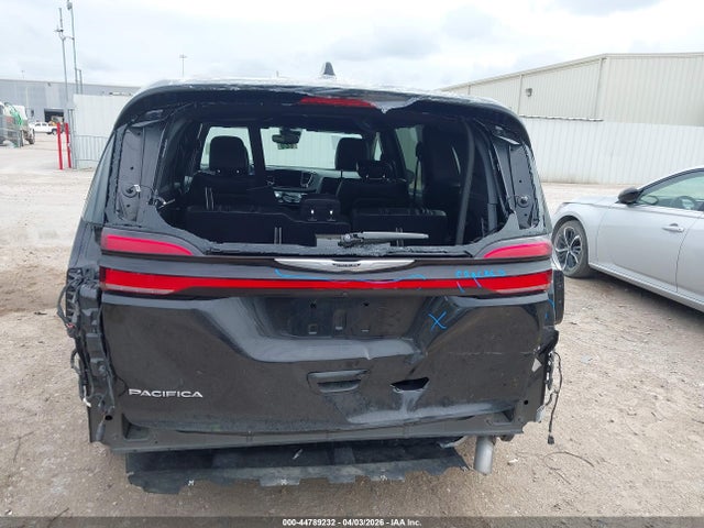 2025 CHRYSLER PACIFICA 2C4RC1BG9SR584745 Photo 5