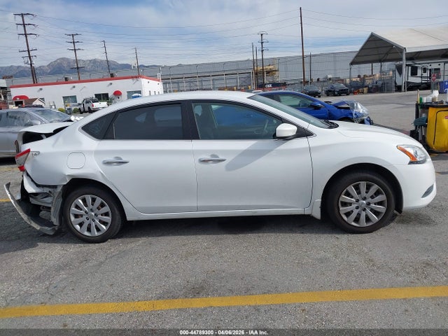 2014 Nissan Sentra S მანქანა იყიდება აუქციონზე, vin: 3N1AB7AP0EY310281, აუქციონის ნომერი: 44789300