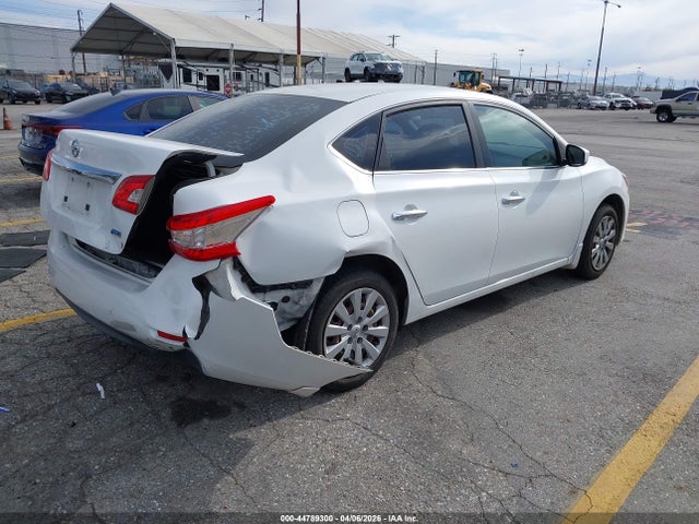 2014 Nissan Sentra S მანქანა იყიდება აუქციონზე, vin: 3N1AB7AP0EY310281, აუქციონის ნომერი: 44789300