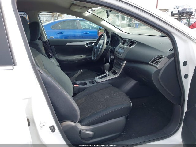 2014 Nissan Sentra S მანქანა იყიდება აუქციონზე, vin: 3N1AB7AP0EY310281, აუქციონის ნომერი: 44789300