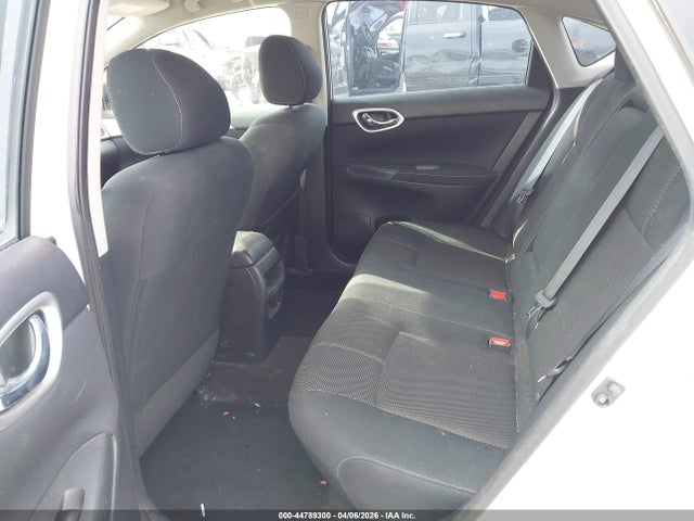 2014 Nissan Sentra S მანქანა იყიდება აუქციონზე, vin: 3N1AB7AP0EY310281, აუქციონის ნომერი: 44789300