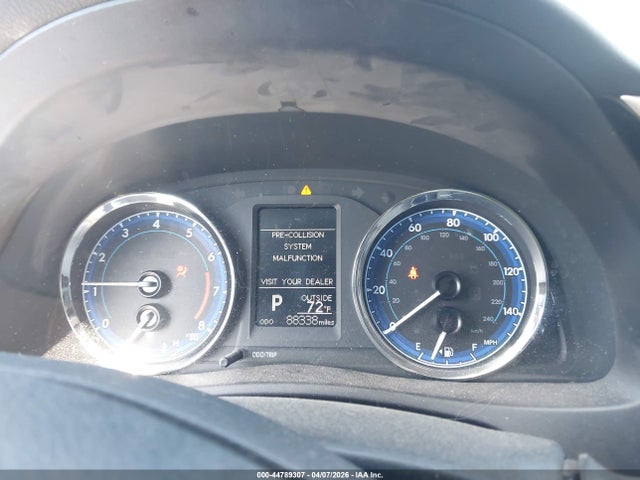 Aukcja sprzedaży 2017 Toyota Corolla Le, vin: 5YFBURHE5HP701765, numer aukcji: 44789307