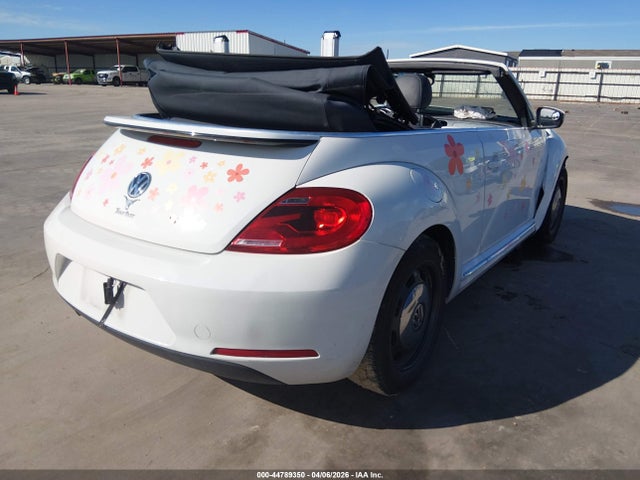 2016 Volkswagen Beetle 1.8t Denim მანქანა იყიდება აუქციონზე, vin: 3VW517AT2GM818581, აუქციონის ნომერი: 44789350