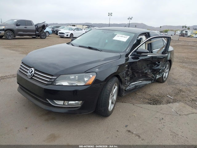 1VWAT7A3XFC103766 Volkswagen Passat 1.8t Limited Edition