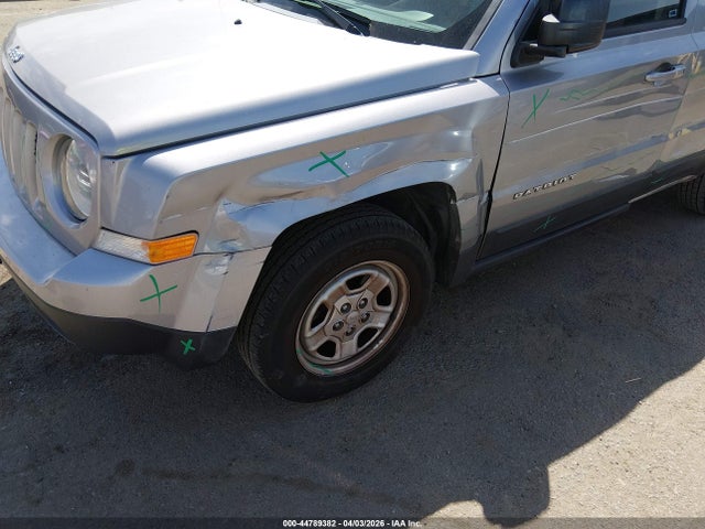 1C4NJPBB5HD103817 Jeep Patriot Sport Fwd