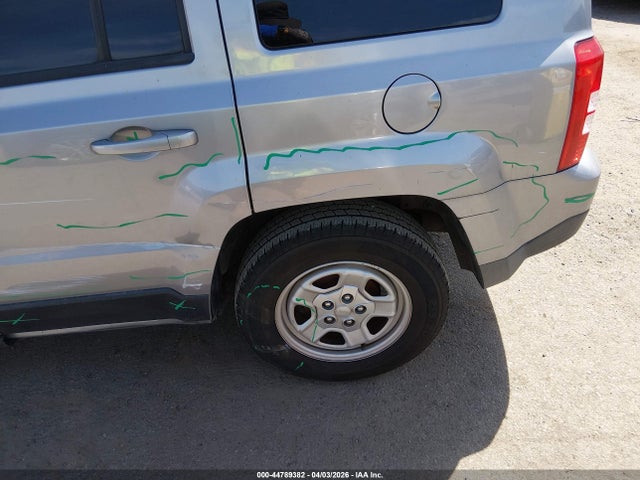 1C4NJPBB5HD103817 Jeep Patriot Sport Fwd