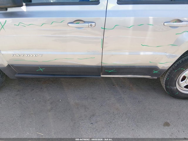 1C4NJPBB5HD103817 Jeep Patriot Sport Fwd