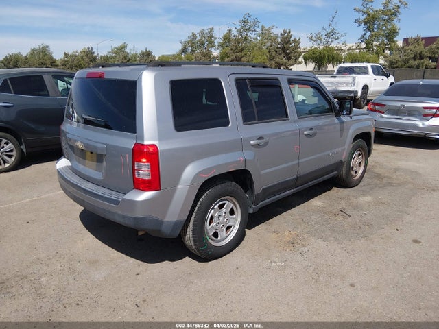 1C4NJPBB5HD103817 Jeep Patriot Sport Fwd