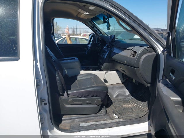 44789417 :رقم المزاد ، 1GNFK03098R228688 vin ، 2008 Chevrolet Tahoe Special Services مزاد بيع
