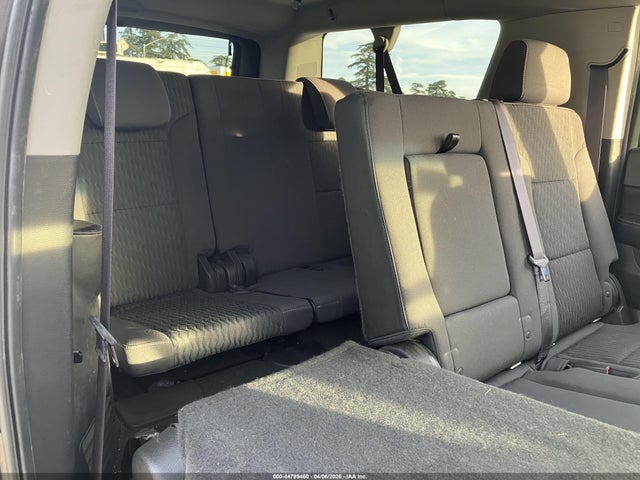 1GNSCGKC8HR392563 Chevrolet Suburban Ls