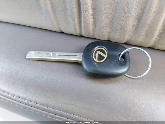 44789485 :رقم المزاد ، JT6HT00W8Y0111896 vin ، 2000 Lexus Lx 470 مزاد بيع