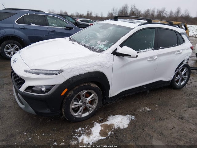 44789511 :رقم المزاد ، KM8K3CAB8NU761999 vin ، 2022 Hyundai Kona Sel مزاد بيع