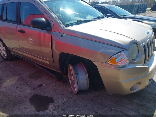 Продажа на аукционе авто 2009 Jeep Compass Sport, vin: 1J4FF47B79D221666, номер лота: 44789513