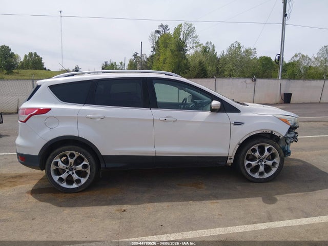 44789526 :رقم المزاد ، 1FMCU9J90FUC55876 vin ، 2015 Ford Escape Titanium مزاد بيع