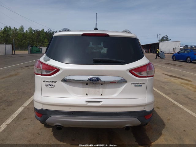 44789526 :رقم المزاد ، 1FMCU9J90FUC55876 vin ، 2015 Ford Escape Titanium مزاد بيع
