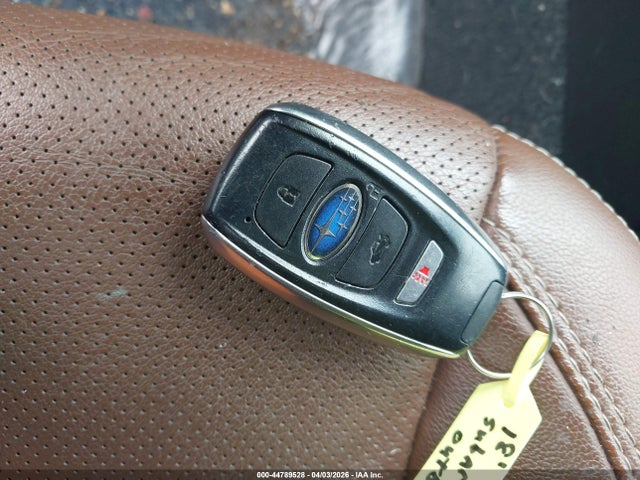 2018 Subaru Outback 3.6r Touring მანქანა იყიდება აუქციონზე, vin: 4S4BSETC5J3240310, აუქციონის ნომერი: 44789528