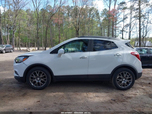 2020 Buick Encore Fwd Sport Touring მანქანა იყიდება აუქციონზე, vin: KL4CJ1SB2LB012572, აუქციონის ნომერი: 44789541