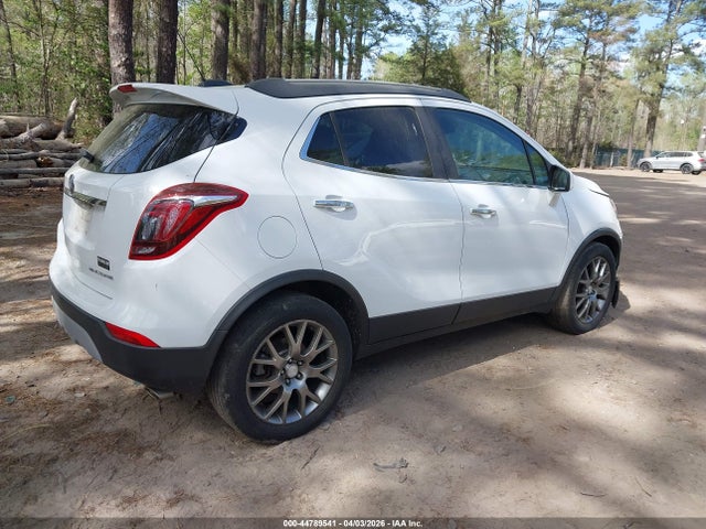 2020 Buick Encore Fwd Sport Touring მანქანა იყიდება აუქციონზე, vin: KL4CJ1SB2LB012572, აუქციონის ნომერი: 44789541