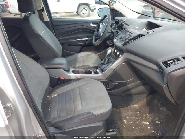44789548 :رقم المزاد ، 1FMCU9GX9FUB26220 vin ، 2015 Ford Escape Se مزاد بيع