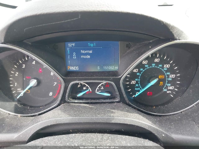 44789548 :رقم المزاد ، 1FMCU9GX9FUB26220 vin ، 2015 Ford Escape Se مزاد بيع