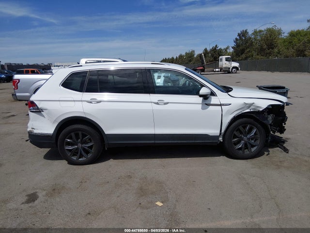 3VV3B7AX1NM075842 Volkswagen Tiguan 2.0t Se