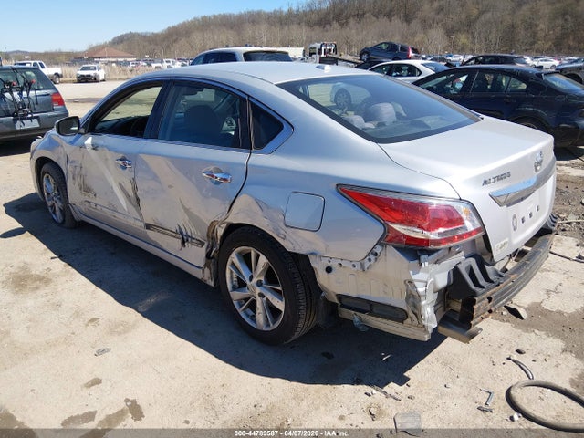 2015 Nissan Altima 2.5 Sv მანქანა იყიდება აუქციონზე, vin: 1N4AL3AP8FC166112, აუქციონის ნომერი: 44789587