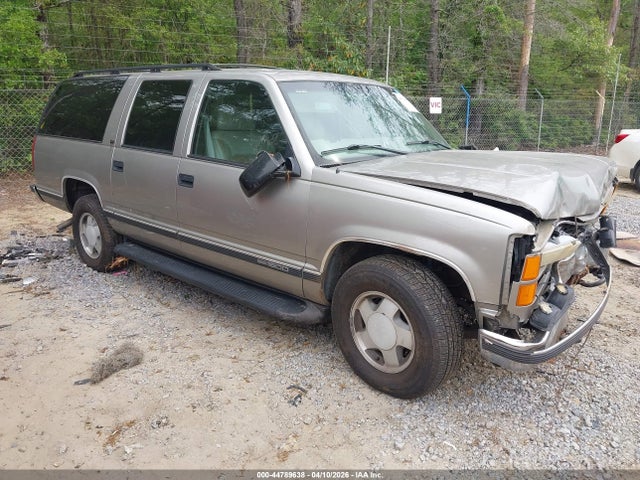 44789638 :رقم المزاد ، 3GKFK16R5XG550501 vin ، 1999 Gmc Suburban 1500 Slt Cmi مزاد بيع