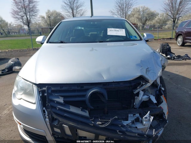 Продажа на аукционе авто 2006 Volkswagen Passat 2.0t, vin: WVWEK93CX6P060345, номер лота: 44789677