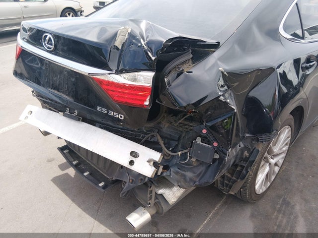 44789697 :رقم المزاد ، JTHBK1GG8D2031095 vin ، 2013 Lexus Es 350 مزاد بيع