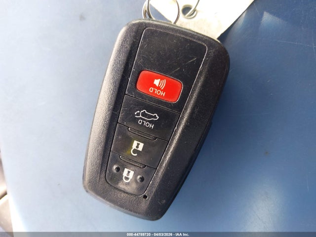 2T3C1RFV7LW076106 Toyota Rav4 Xle Premium