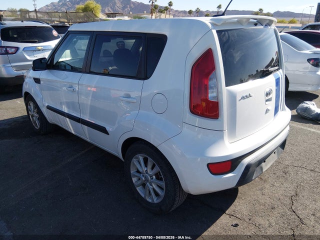 2012 KIA SOUL KNDJT2A64C7442270 Photo 2