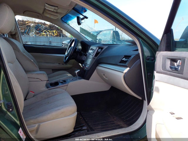 2011 Subaru Outback 2.5i Premium მანქანა იყიდება აუქციონზე, vin: 4S4BRCCC9B3427227, აუქციონის ნომერი: 44789752
