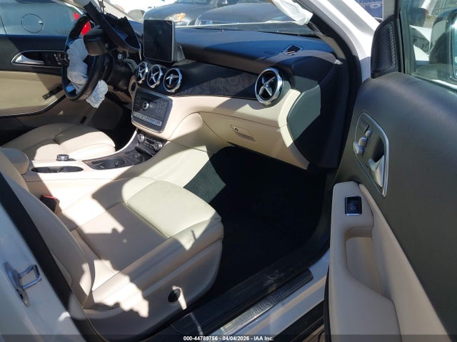 Продажа на аукционе авто 2019 Mercedes-benz Gla 250 4matic, vin: WDCTG4GBXKU007986, номер лота: 44789756