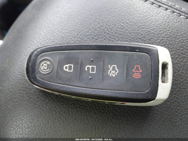 Продажа на аукционе авто 2015 Ford Escape Titanium, vin: 1FMCU9J98FUB23366, номер лота: 44789758