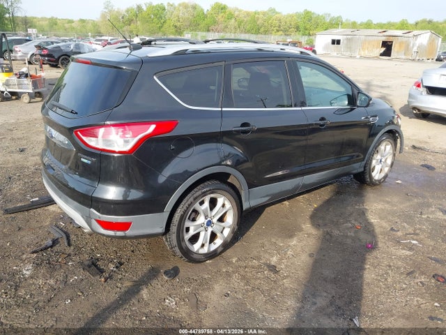 Продажа на аукционе авто 2015 Ford Escape Titanium, vin: 1FMCU9J98FUB23366, номер лота: 44789758