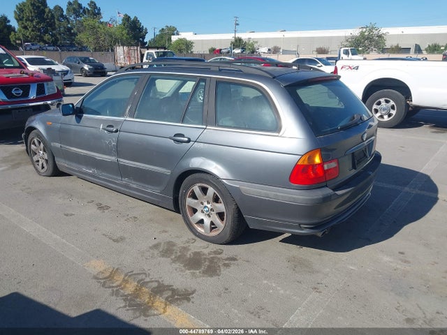 44789769 :رقم المزاد ، WBAAX13433PJ00526 vin ، 2003 Bmw 325it مزاد بيع