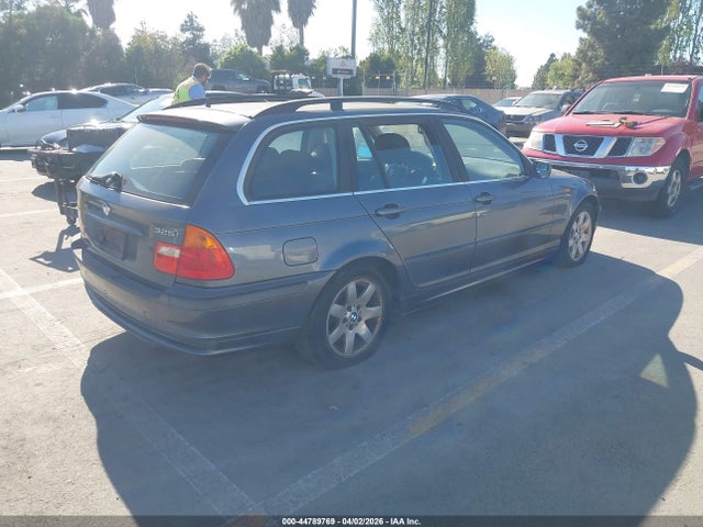 44789769 :رقم المزاد ، WBAAX13433PJ00526 vin ، 2003 Bmw 325it مزاد بيع
