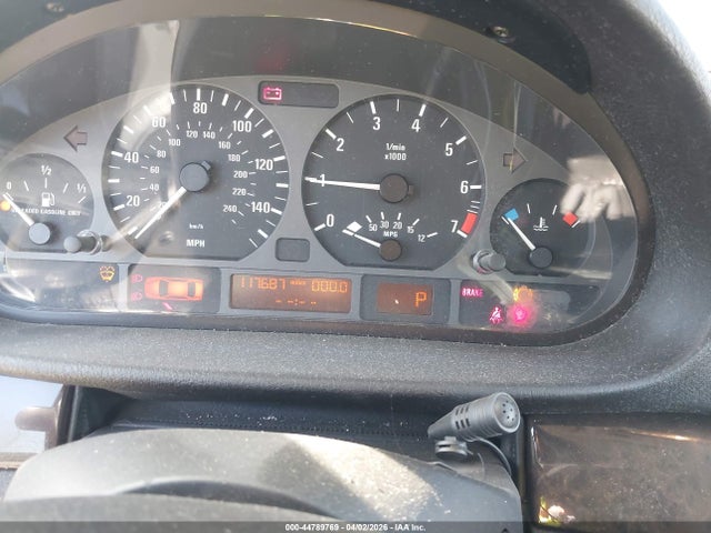 44789769 :رقم المزاد ، WBAAX13433PJ00526 vin ، 2003 Bmw 325it مزاد بيع