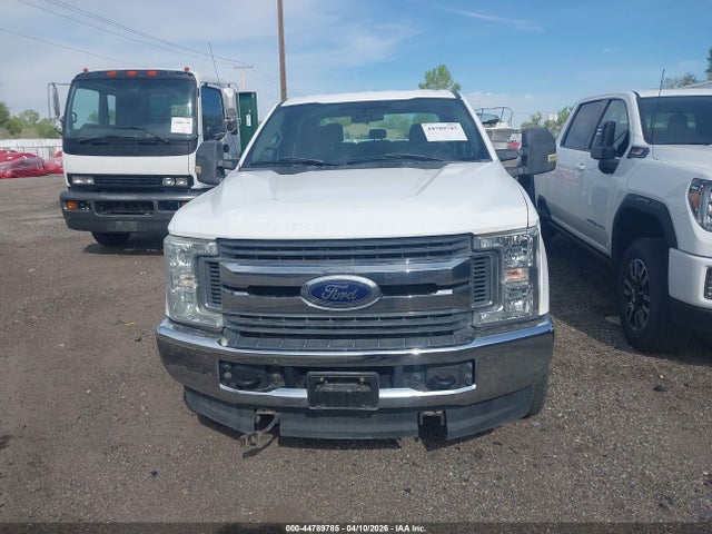 1FT7W3BT9HEC24887 Ford F-350 Xl