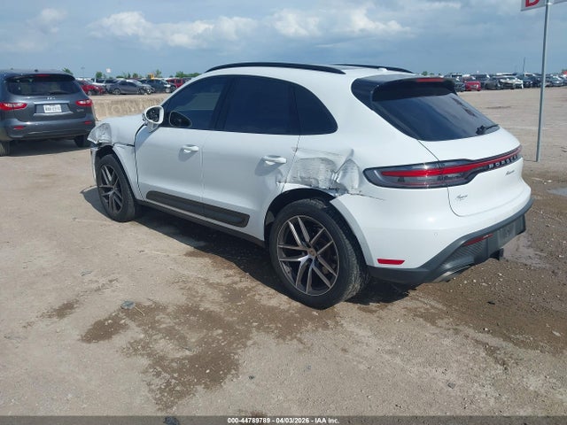2023 PORSCHE MACAN WP1AA2A5XPLB17874 Photo 2