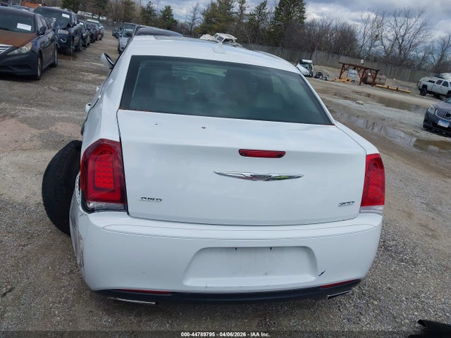 2016 Chrysler 300 Limited მანქანა იყიდება აუქციონზე, vin: 2C3CCAAG4GH243259, აუქციონის ნომერი: 44789795