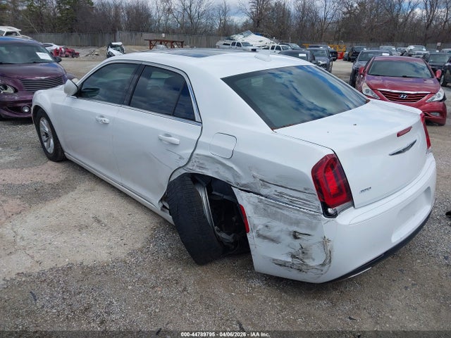 2016 Chrysler 300 Limited მანქანა იყიდება აუქციონზე, vin: 2C3CCAAG4GH243259, აუქციონის ნომერი: 44789795