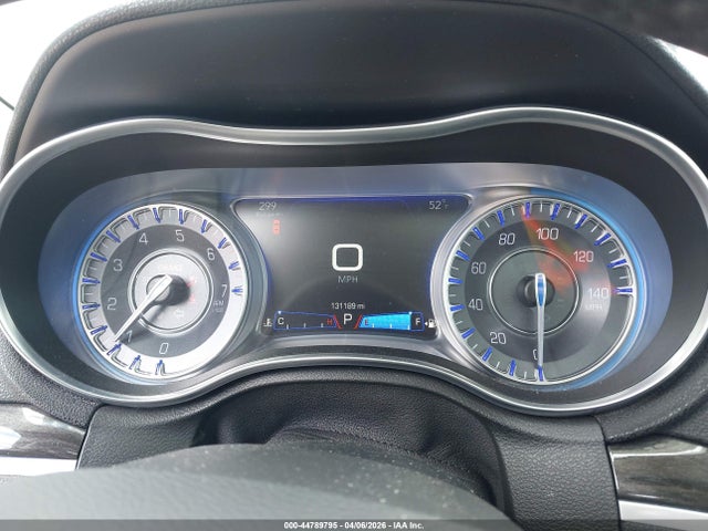 2016 Chrysler 300 Limited მანქანა იყიდება აუქციონზე, vin: 2C3CCAAG4GH243259, აუქციონის ნომერი: 44789795
