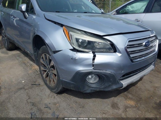 Продажа на аукционе авто 2015 Subaru Outback 2.5i Limited, vin: 4S4BSBNC1F3260153, номер лота: 44789802
