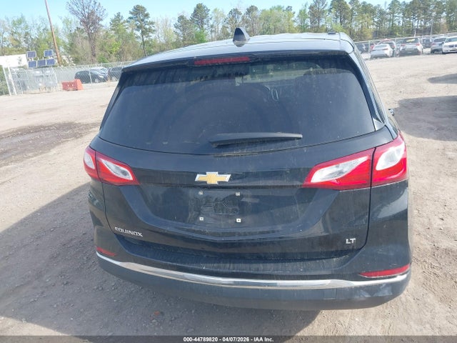 2GNAXJEV8J6143126 Chevrolet EQUINOX LT