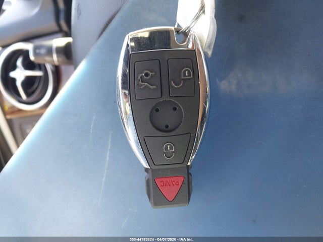 WDCGG5HB0EG324474 Mercedes-Benz GLK 350