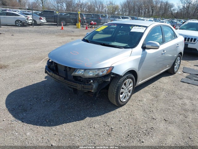 Продажа на аукционе авто 2013 Kia Forte Ex, vin: KNAFU4A25D5647909, номер лота: 44789836
