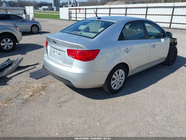 Продажа на аукционе авто 2013 Kia Forte Ex, vin: KNAFU4A25D5647909, номер лота: 44789836